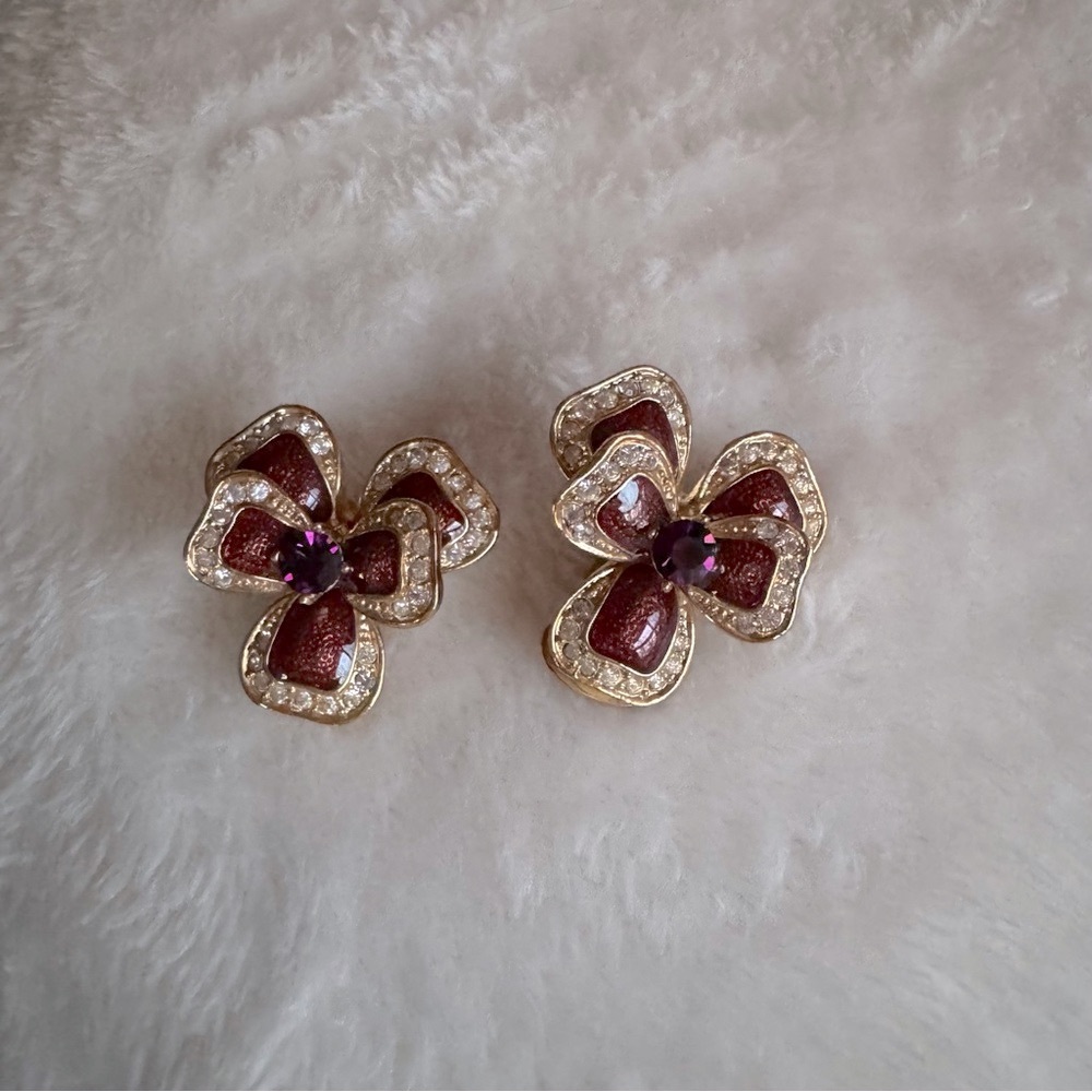 Elegant Gold and Purple Flower Earrings